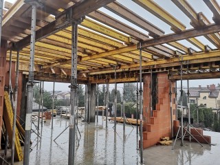 Lokal komercyjny 2025/03/12